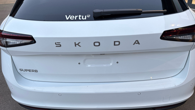 Skoda Superb 2.0 TDI SE Technology 5dr DSG Diesel Estate